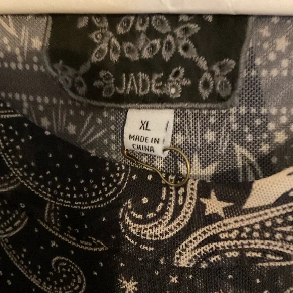 Elegant Black and Cream Jade/Johnny Was Patterned Dress - Picture 4 of 4